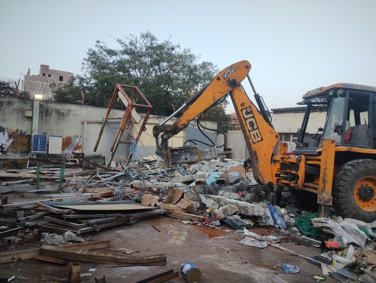 Industrial Demolition & Scrap Recovery Works – Bosch IT Campus image 3